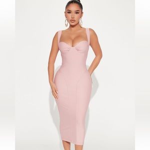 Lily Rosaline Midi Dress Fashion Nova